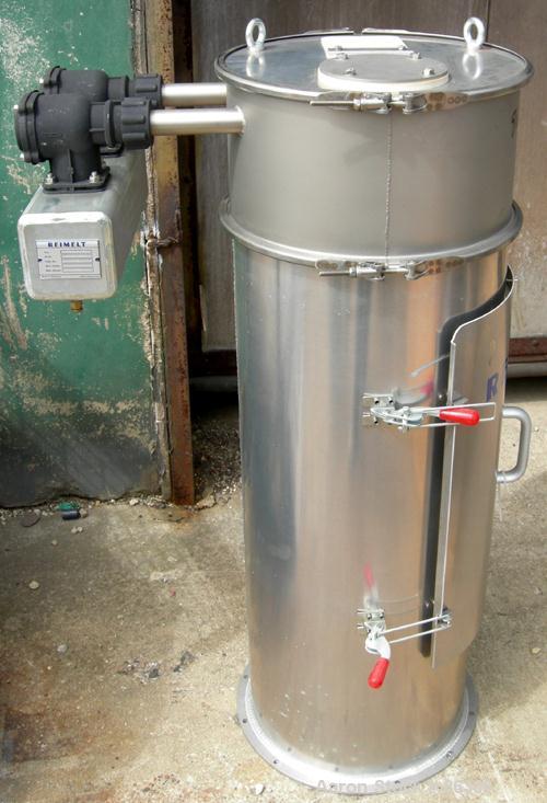 Unused-UNUSED: Reimelt bin vent dust collector, model Jet Filter, stainless steel. Approx 12 square feet filter area. Housing measures 16" diameter x 38" straight side x top plenum. Side access door.