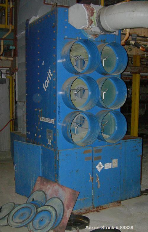 Used- Torit Downflo Cartridge Type Dust Collector, Model 3DF6, 1356 square feet filter area, carbon steel. Approximately 270...