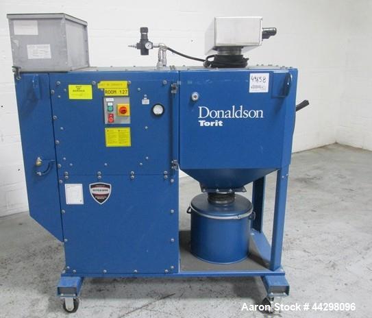Used Donaldson Torit Downflo Oval Dust Collector, Model DFO1-1. 190 Square feet filter area, 115 volt, 1.5hp motor, serial# 2835845-006.