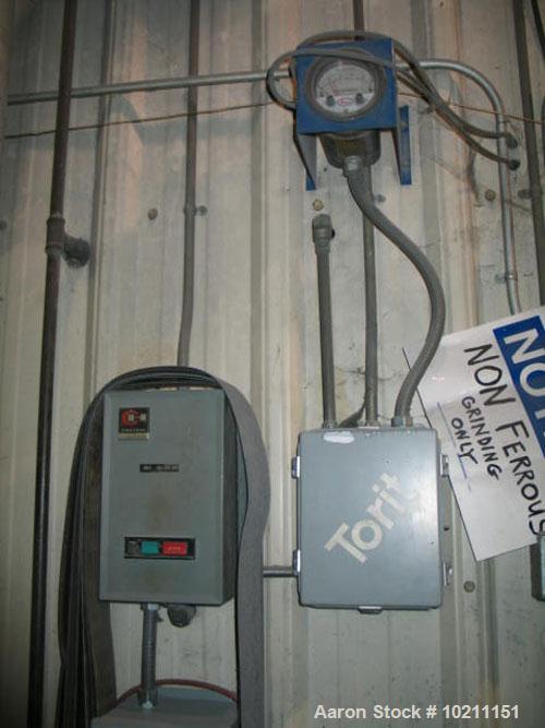 Unused-Torit Cartridge Dust Collector, Model DFT2-24. Approximately 6,144 square foot filter area, two module design. Approximate 3,050-18,900 CFM. (24) Cartridges, hoppers with drum fill attachments...