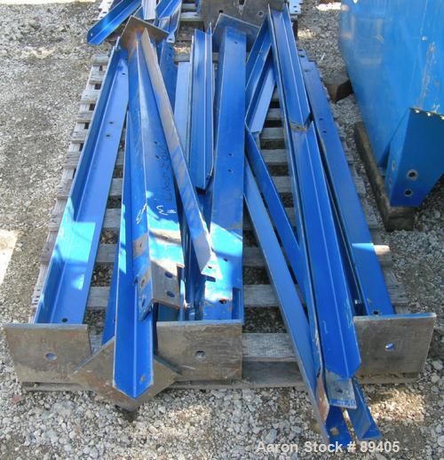 USED: Torit downflo cartridge type dust collector, model DFT3-48.  9,120 square feet filter area, 6,100-37,800 CFM range.  Carbon steel housing measures 160"  x 48" x 57" straight side.  (24) cartrid...