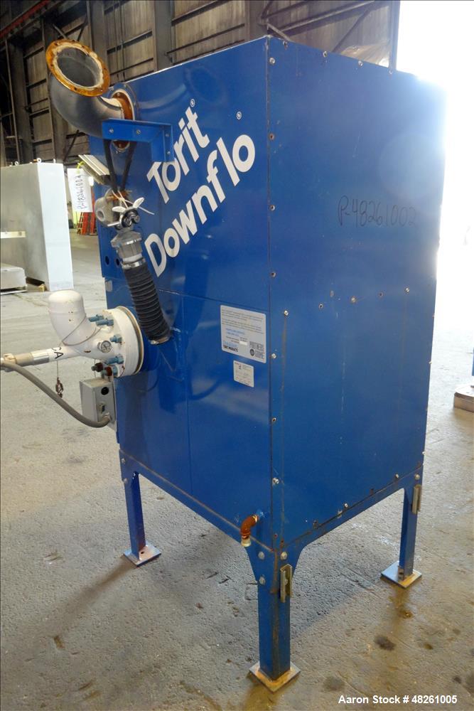 Used Torit Donaldson Downflo Filter Cartridge Dust Collector, Model SDF 2, Carbon Steel. Approximate 206 Square Feet. Approximate 200 - 600 CFM range. Mounted on 4 legs. Serial# IG465280.