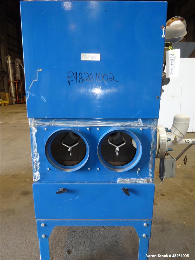 Used Torit Donaldson Downflo Filter Cartridge Dust Collector, Model SDF 2, Carbon Steel. Approximate 206 Square Feet. Approximate 200 - 600 CFM range. Mounted on 4 legs. Serial# IG465280.