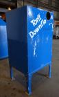 Used Torit Donaldson Downflo Filter Cartridge Dust Collector, Model SDF 2, Carbon Steel. Approximate 206 Square Feet. Approximate 200 - 600 CFM range. Mounted on 4 legs. Serial# IG465280.