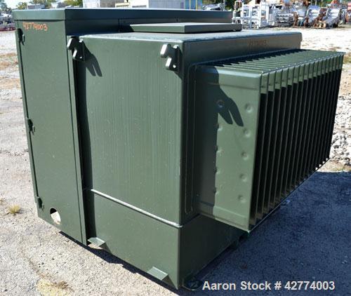 Used Solomon Corporation Three Phase Padmount Transformer. 500 KVA. 3/60 HZ. Rise 65 deg.c.., class OA. High voltage 13200 Delta, 95kv BIL, low voltage 208Y/120, 30 kv BIL. Built 2008.