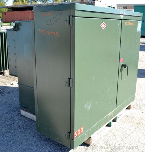 Used Solomon Corporation Three Phase Padmount Transformer. 500 KVA. 3/60 HZ. Rise 65 deg.c.., class OA. High voltage 13200 Delta, 95kv BIL, low voltage 208Y/120, 30 kv BIL. Built 2008.