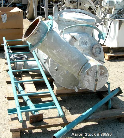 Used APV Single Effect Paravap Rising Film Evaporator, Model R86, 316 Stainless Steel. Approximate feed rate 10,000 pounds/hour, product rate 9412 pounds/hour, evaporation rate 588 pounds/hour. Syste...