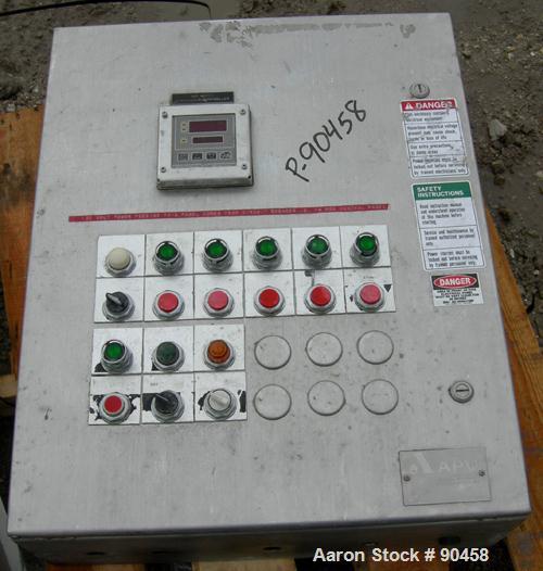 USED: APV single effect Paravap rising film evaporator, model R86, 316 stainless steel. Approximate feed rate 10,000 pounds/hour, product rate 9412 pounds/hour, evaporation rate 588 pounds/hour. Syst...