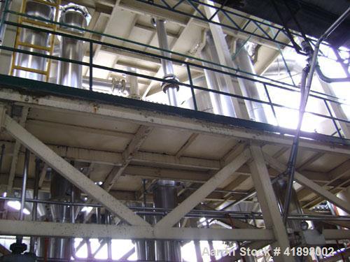 Used Ing A Rossi 3 Effect Evaporator, type ULTER 450/F. Triple effect continuous fractional evaporator, model ULTER, 316 stainless steel product contact areas, rated 4,000 kg/hour of tomato paste (i....