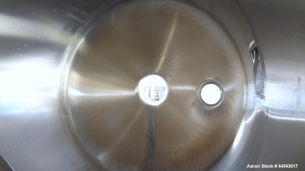 Used Stainless Steel 200 Gallon Evaporator Vapor Body Tank