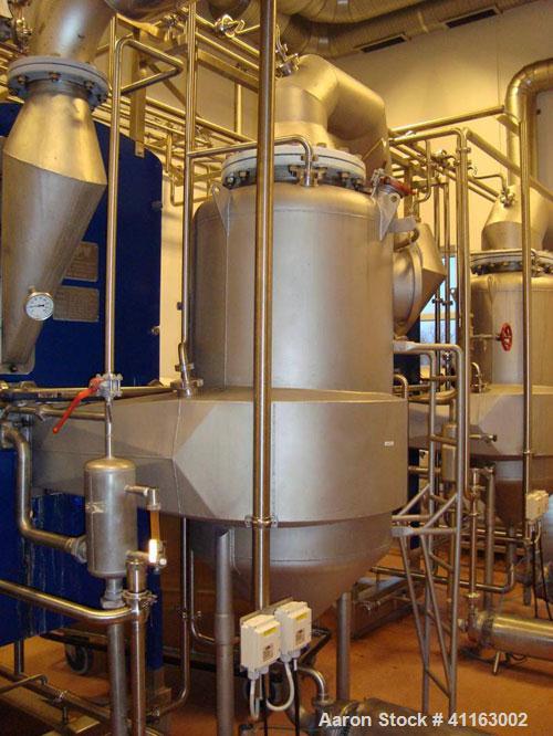 Used APV 2 Stage Evaporator, Capacity Approximately 4400 lbs/hr (2000 Kg/hr) finished product consisting of: (2) APV evaporators 29.25” diameter x 46.8” straight side (750 mm diameter x 1200 mm strai...