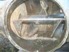 USED: Amandus Kahl continuous reciprocating feeder - paddle mixer,type M500, 316 stainless steel construction. Drive is Eurodrive,1740/118 rpm, 480 volt, 14.2 amps. Overall length is 157