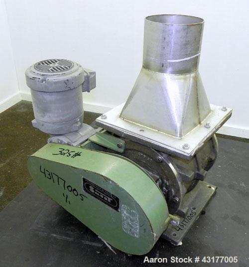 Used Smoot Type 5 Rotary Valve, Model FT9, 316 Stainless Steel. Approximately 0.27 cubic feet per revolution.  8" Diameter x 8" wide open vane 304 stainless steel rotor.  8" x  8’’ Inlet/outlet. Driv...
