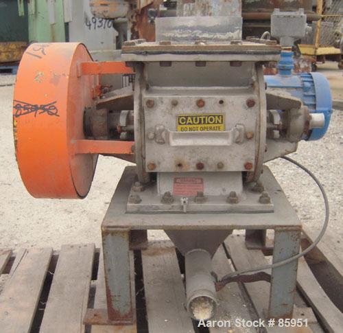 USED: Young Industries Rotary Valve, Model 8INLH, 304 stainless steel. 8" x 8". 8 vane closed rotor, approx .182 cubic feet per revolution. 8" x 8" inlet/outlet. Driven by a 1/2 HP, 3/60/230/460 Volt...