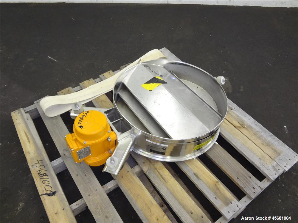 Used Schenck AccuRate SolidsFlow Vibratory Feeder, Model MODSF2-1G-24, 316 Stainless Steel. 24" Diameter feed tray, driven by a SolidsFLow 0.53hp, 3/60/230/460 volt, 3600 rpm motor. Includes a Schenc...