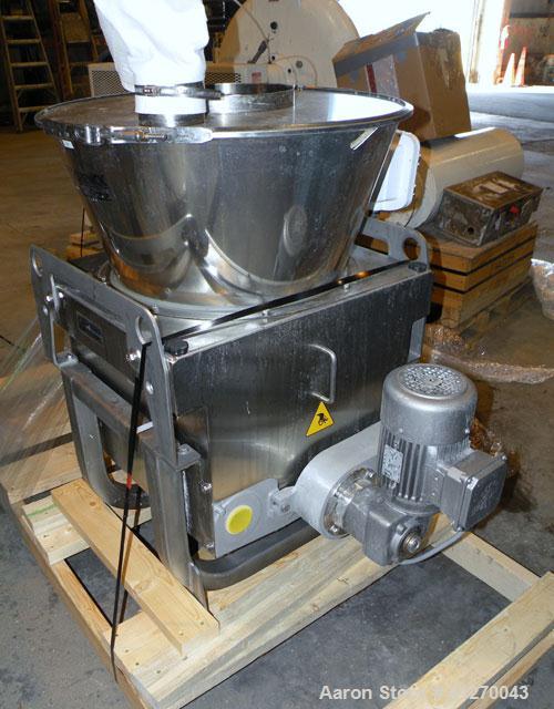 Used Schenck AccuRate Mechatron Gravimetric Feeder, Model MC-1V-1A, Stainless Steel. Approximately 2-7/8" diameter x 48" long stainless steel helix, feed rate up to 330 cubic feet an hour depending o...