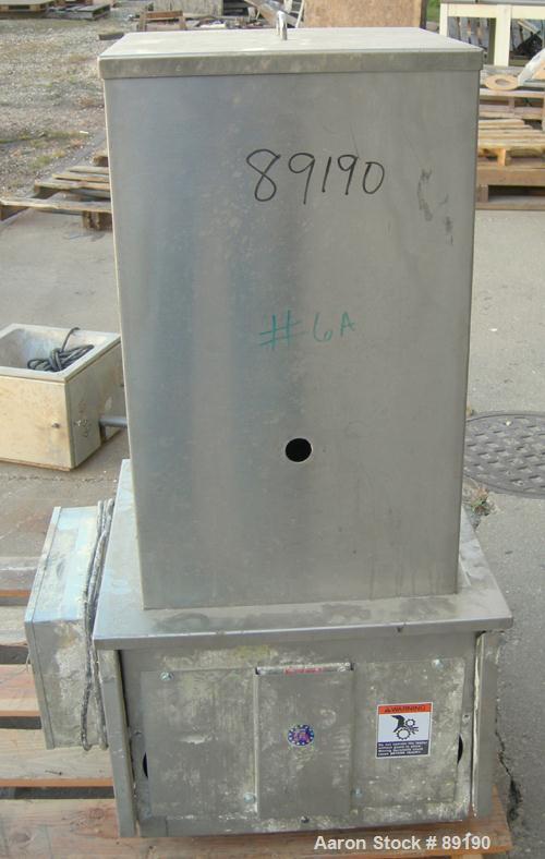 USED: Accurate volumetric dry material feeder. Approximate 2" diameterx 30" long 304 stainless steel screw, feed rate to 48 cubic feet anhour. Vinyl hopper, capacity .9 cubic feet. Driven by a 1/4 hp...