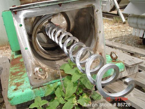 USED: Acrison volumetric feeder, model 105Z-H, 316 stainless steel. 2-3/4" diameter x 36" long metering auger, (1) intromitter, driven by a 1 hp, 90 volt, 1725 rpm DC gearmotor, ratio 15:1. Trough me...