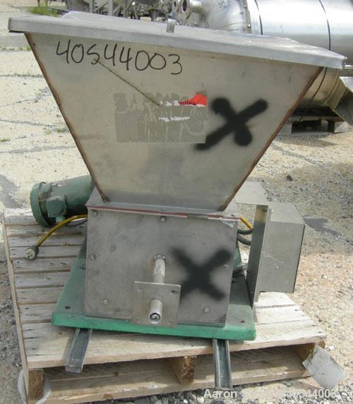 Used Acrison volumetric feeder, model 105ZW, 304 stainless steel. 1-3/4" diameter x 24" long metering auger, (1) intromitter, driven by a 1 hp, 90/100 volt, 1725 rpm DC gearmotor, ratio 15:1. Trough ...
