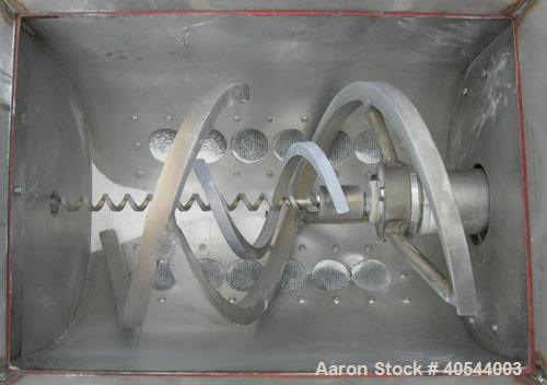 Used- Acrison volumetric feeder, model 105ZW, 304 stainless steel. 1-3/4" diameter x 24" long metering auger, (1) intromitte...