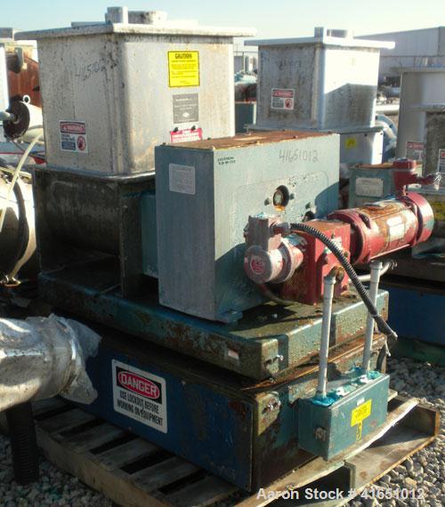 Used Acrison Weight-Loss Differential Weigh Feeder, model 402-1000-125-BDF-1.5-HH/2, stainless steel. Feed range 1000 pounds per hour maximum, scale capacity 125 pounds. Bin discharger feeder rated 5...
