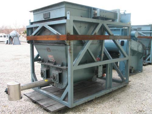 USED: 4" Acrison Loss in Weight Screw Feeder, Model 403B-6000/600/2500-BDF3-N. Feeder drive is a Reliance 3 hp,1750 rpm, 180 volt DC motor, model RPM III with a maximum safe speed 5000 rpm. Speed red...