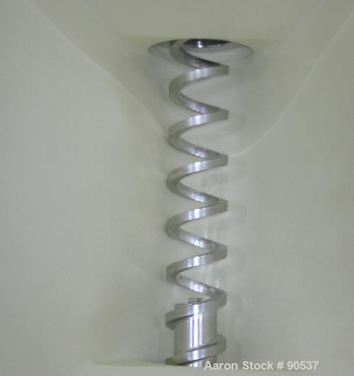 UNUSED: Brabender loss in weight feeder, model MS6 FLEXWALL/80/0PLUS-200, stainless steel. Approximate 2 1/2" diameter x 36" long stainless steel screw, Approx feed rate 150-500 pounds an  
hour at 3...