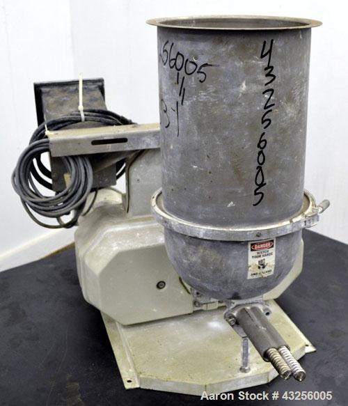Used K-Tron Volumetric Twin Screw Feeder, Model K2-MV- T20, 316 Stainless Steel. Approximate (0.025) to 2.5 cubic feet an hour output. (2) Approximate 5/8” diameter intermeshing screws. Driven by a 0...