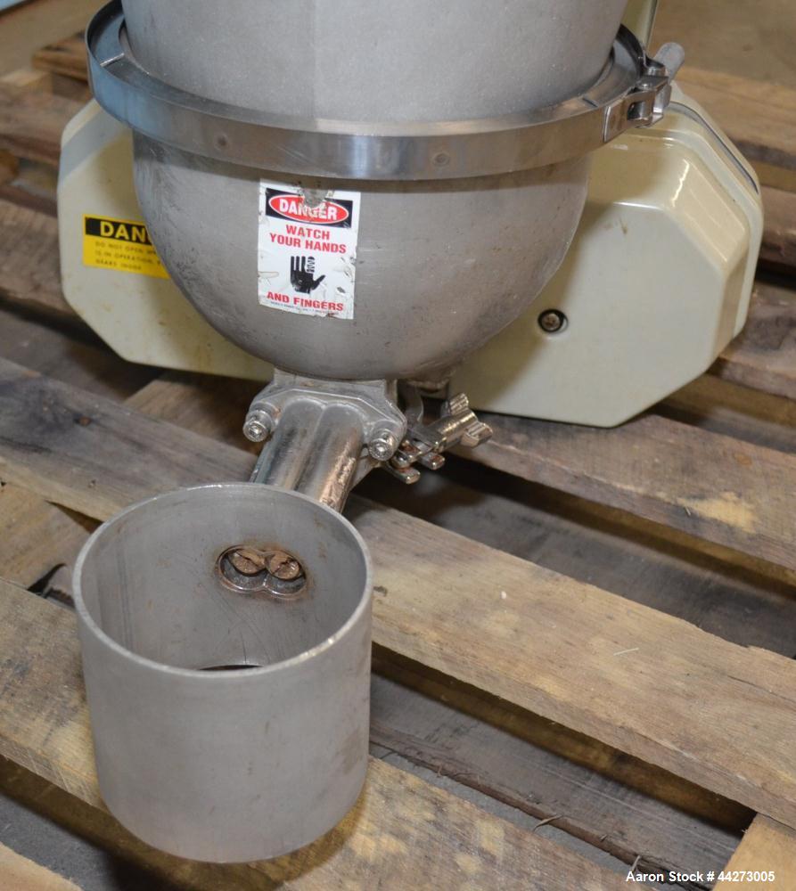 Used K-Tron Screw Type Modular Loss In Weight Feeder, Model K2MLT20, Stainless Steel. Approximate 3/4" diameter x 10" long twin screw design, driven by a 0.45kw, 100 volt DC motor. Approximate 30 pou...