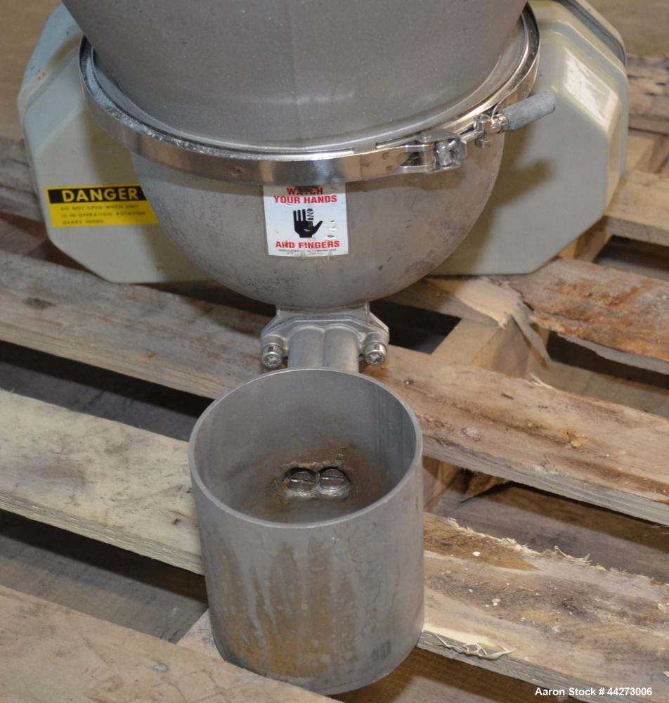 Used K-Tron Screw Type Modular Loss In Weight Feeder, Model K2MLT20, Stainless Steel. Approximate 3/4" diameter x 10" long twin screw design, driven by a 0.45kw, 100 volt DC motor. Approximate 15 pou...