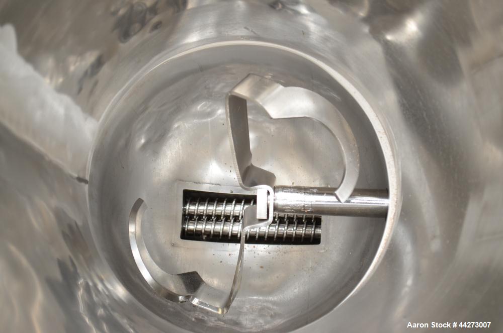 Used K-Tron Screw Type Modular Loss In Weight Feeder, Model K2MLT20, Stainless Steel. Approximate 3/4" diameter x 25" long twin screw design, driven by a 0.45kw, 100 volt DC motor. Approximate 125 po...