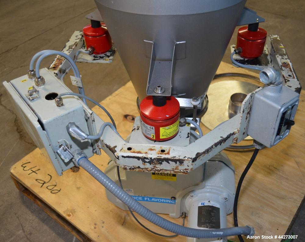 Used K-Tron Screw Type Modular Loss In Weight Feeder, Model K2MLT20, Stainless Steel. Approximate 3/4" diameter x 25" long twin screw design, driven by a 0.45kw, 100 volt DC motor. Approximate 125 po...