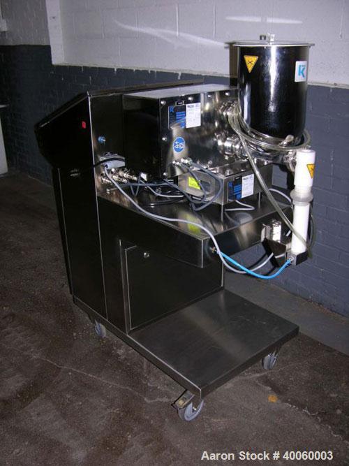 Used: K-Tron gravametric feeder, model K-PH-CC-KT20,stainless steel construction, twin screw design with .17cu.ft. agitated feed hopper, 22 RPM agitator speed, up to154 RPM screw speed, rated .001 - ...