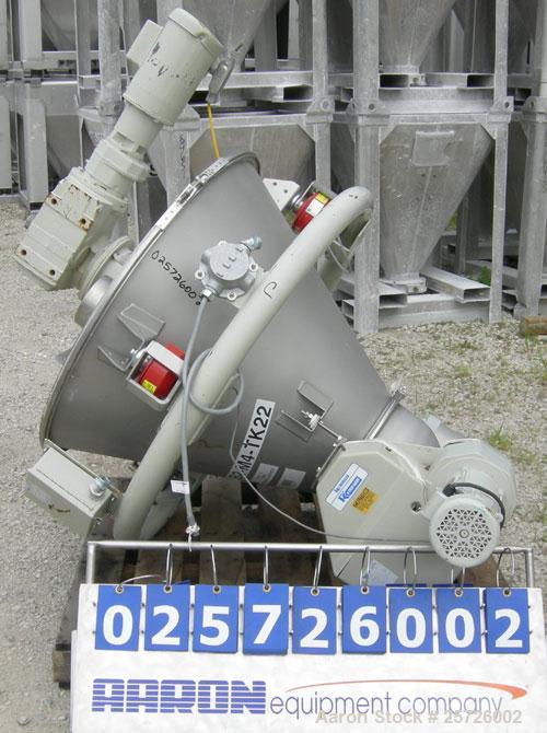 Used K-Tron screw type modular loss in weight feeder, model K2MLT60, 316 stainless steel. Approximately 2 1/4" diameter twin screw design, driven by a 1 1/2 hp,180 volt,1750 rpm DC motor, approximate...