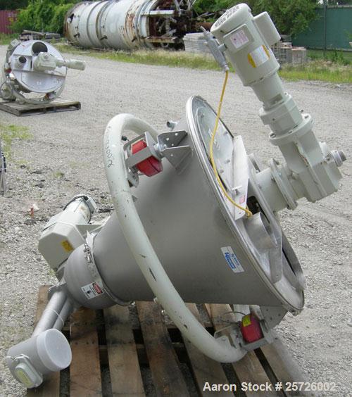 Used K-Tron screw type modular loss in weight feeder, model K2MLT60, 316 stainless steel. Approximately 2 1/4" diameter twin screw design, driven by a 1 1/2 hp,180 volt,1750 rpm DC motor, approximate...
