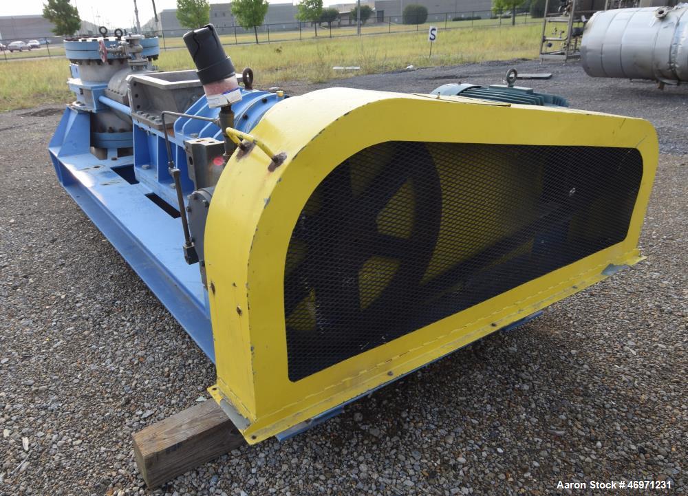 Used Metso Single Screw Plug Feeder.