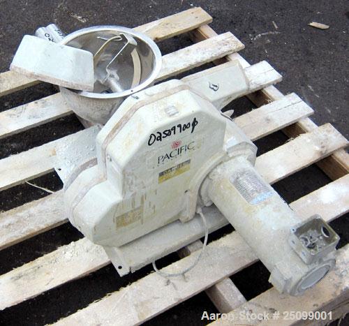 Used K-Tron Volumetric Twin Screw Feeder, Model K2V-T35. Approximate 428 pounds per hour output. (2) Approximate 1-3/8” diameter intermeshing 304 stainless steel screws, driven by a 1/2hp, 90 volt, 1...