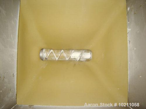 Used 2" Diameter Schenck AccuRate Stainless Steel Screw Feeder. Loss-in-weight design. Feeder placed on AccuRate platform scale, 220 lb capacity. 2" diameter centerless flat helix, standard pitch, du...
