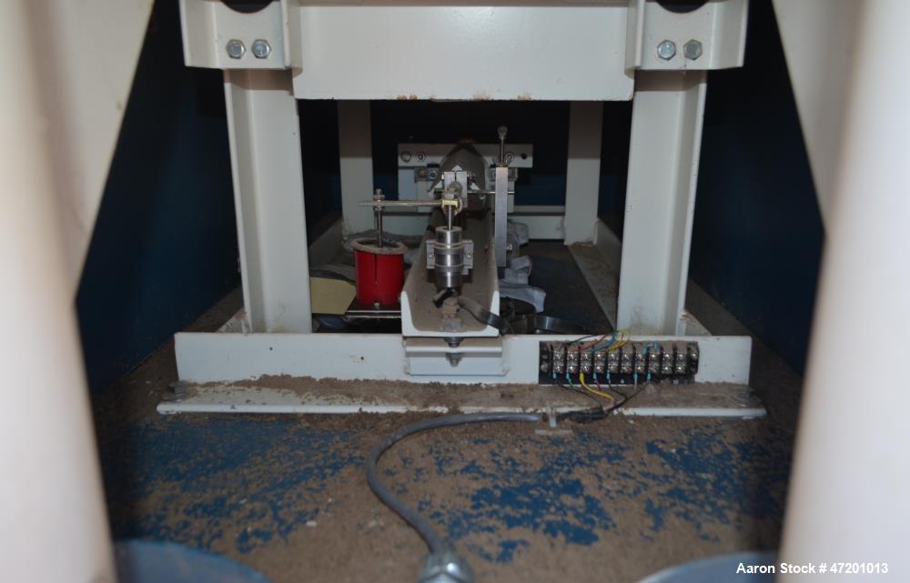 Used Thayer Scale M Series Low Density Weigh Belt Feeder, Model M-36T. Capacity 4000 pounds an hour. Approximate 36" wide x 120" long belt, driven by a 1/2hp, 3/60/230/460 volt, 1725 rpm gear motor, ...