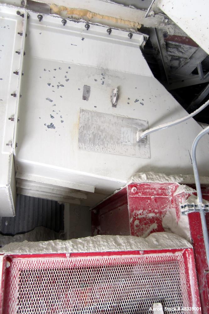 Used Universal Engineering Apron Feeder