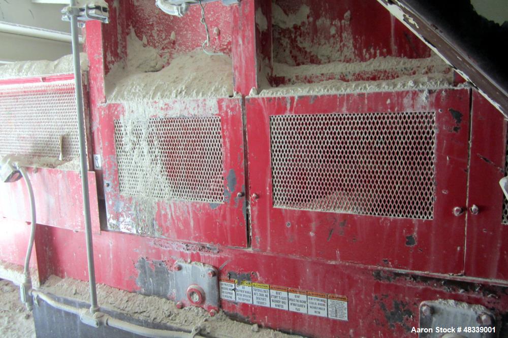 Used Universal Engineering Apron Feeder
