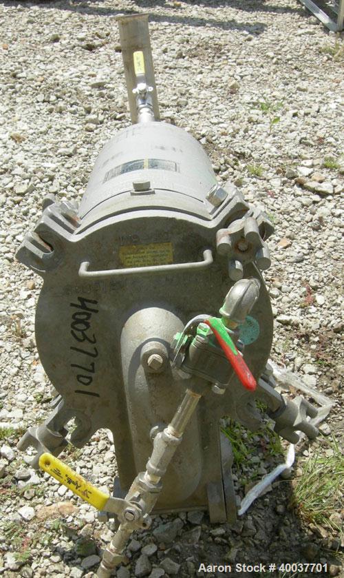 Used Filtration Systems Basket Strainer Filter, 316 stainless steel. Chamber approximately 8" diameter x 29" deep. Flat bolt down top cover, rated 150 at 450 deg.f.. 2" inlet/outlet. Removable basket...