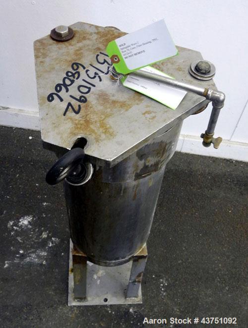 Used AMF Cuno Basket Filter, Model 7PC1, 5.8 Gallon Capacity, 316 Stainless Steel, Vertical. Approximately 9” diameter x 19" deep housing, bolt on top cover, 8-1/2” diameter x 16” deep removable bask...