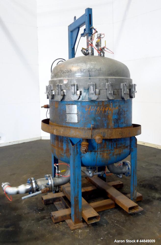 Used Filter Specialist Inc. FSI Multi-Bag Liquid Filter Vessel, 79.2 Square Feet Surface Area, 3600 Gallons Per Minute Flow Rate, Model FSPZ-4210, 316L Stainless Steel. Approximate 42" diameter x 28"...