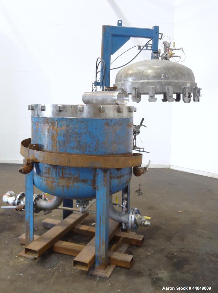 Used Filter Specialist Inc. FSI Multi-Bag Liquid Filter Vessel, 79.2 Square Feet Surface Area, 3600 Gallons Per Minute Flow Rate, Model FSPZ-4210, 316L Stainless Steel. Approximate 42" diameter x 28"...