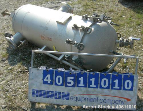 Used Filterite Cartridge Filter, model 935563, type 220MSO4-316L-6FOLD-C150, 316L stainless steel. Approximately 24" diameter x 53" straight side, clamped dished top, dished bottom, rated 150 psi at ...