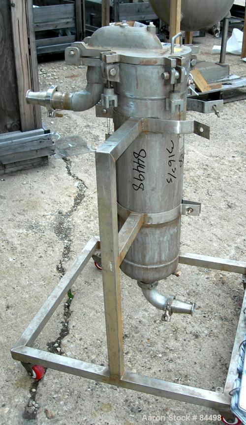 USED: Filtration Systems liquid mesh basket filter, model CF-8M, 316 stainless steel. Rated approx 220 gallons per minute. Non-jacketed housing 8" diameter x 28" deep. Rated 150 psi at 250 deg F. Sin...