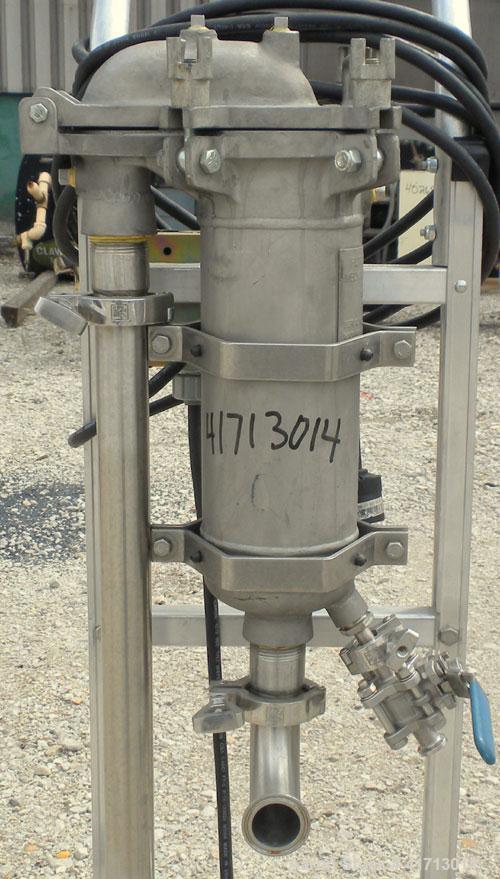 Used Filtration Systems Basket Filter, 316 Stainless Steel. 4" diameter x 12" deep.  Rated 300 psi and approximately 20 gallons per minute. 1-1/2" inlet/outlet. Includes a Waukesha Cherry Burrell cen...