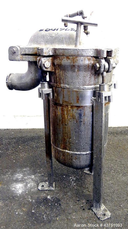 Used Mechanical Basket Filter, 3 Gallon Capacity, 316 Stainless Steel, Vertical. Approximately 8” diameter x 16" deep housing, bolt on top cover, 7-1/2” diameter x 14” deep removable basket. Rated 15...