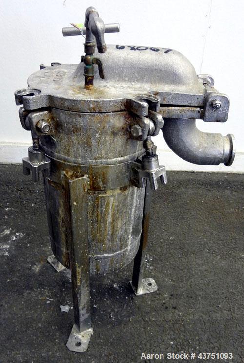 Used Mechanical Basket Filter, 3 Gallon Capacity, 316 Stainless Steel, Vertical. Approximately 8” diameter x 16" deep housing, bolt on top cover, 7-1/2” diameter x 14” deep removable basket. Rated 15...